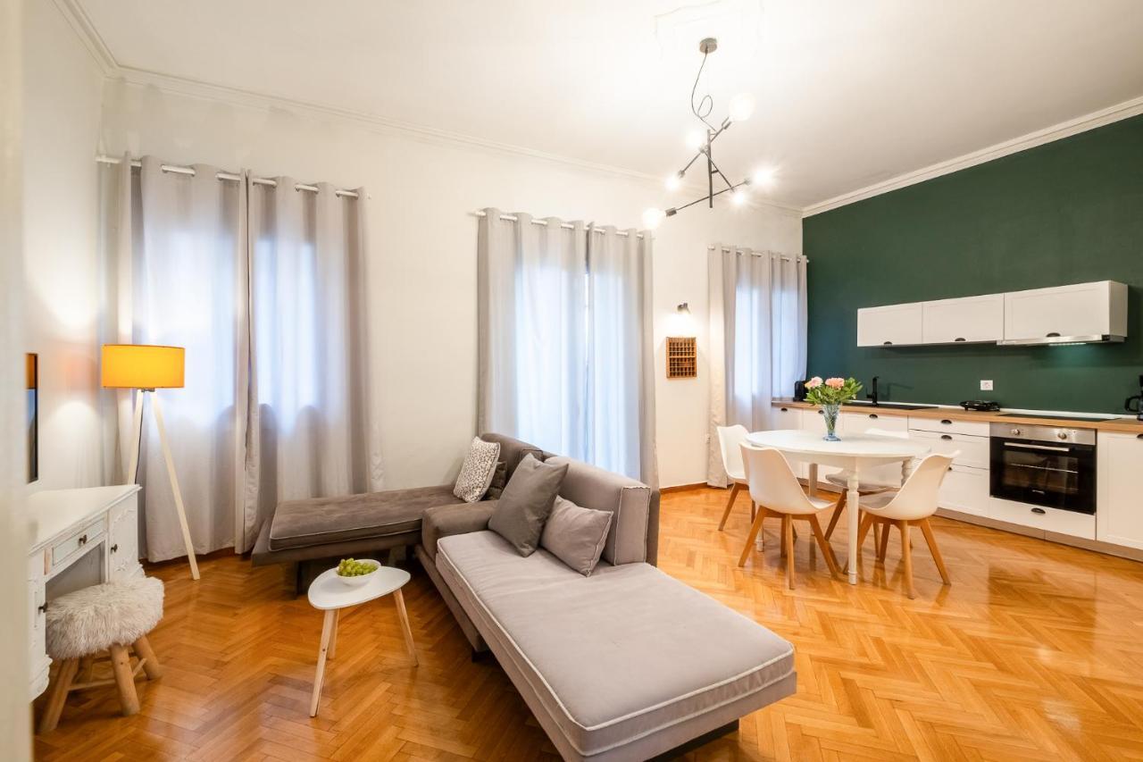 Central5 Boutique Apartments With Common Garden Next To Metro أثينا المظهر الخارجي الصورة
