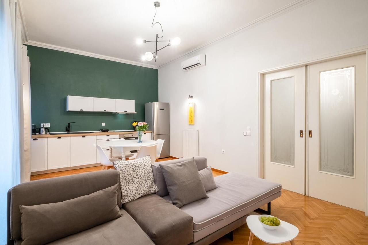 Central5 Boutique Apartments With Common Garden Next To Metro أثينا المظهر الخارجي الصورة