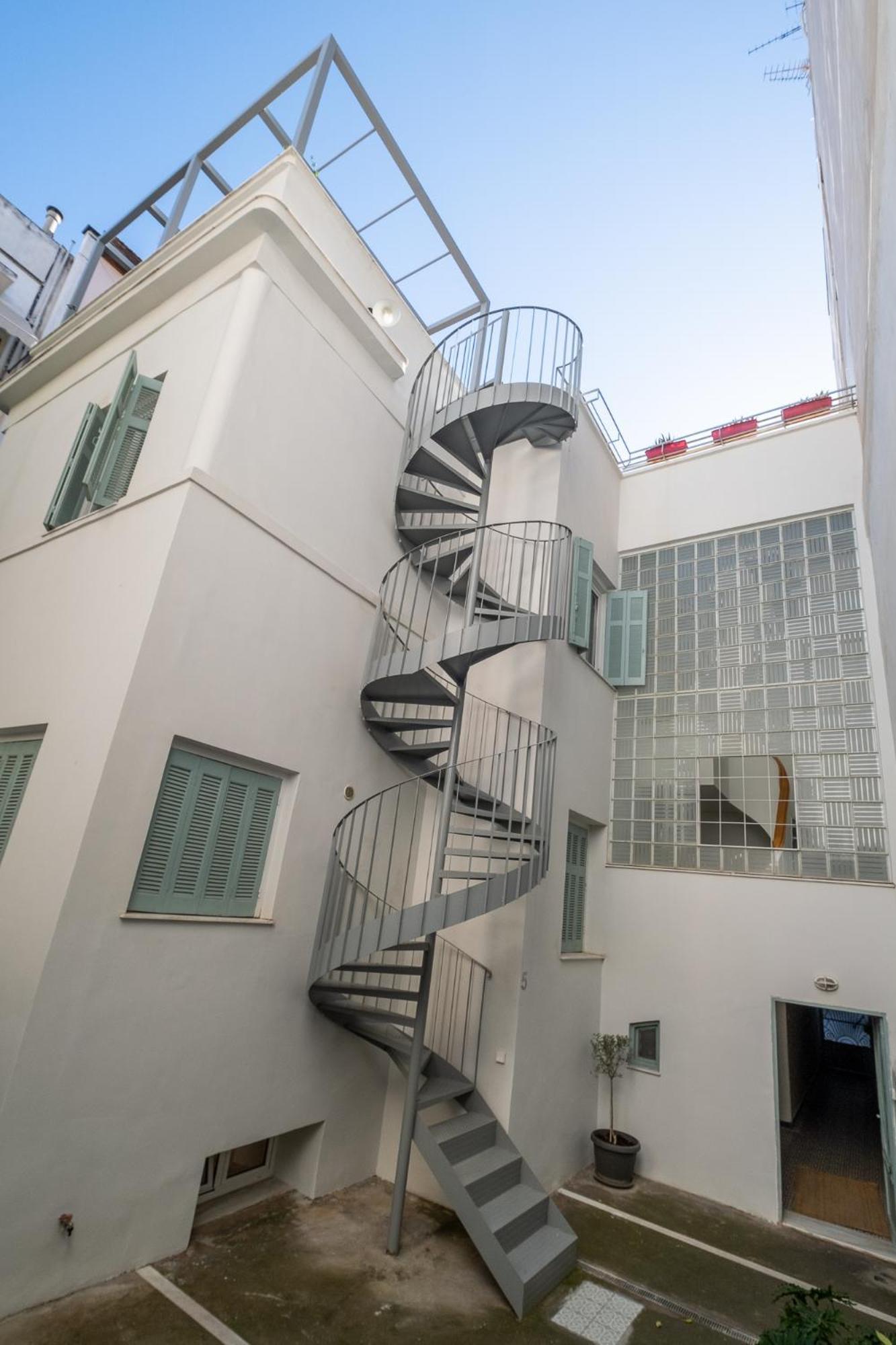 Central5 Boutique Apartments With Common Garden Next To Metro أثينا المظهر الخارجي الصورة