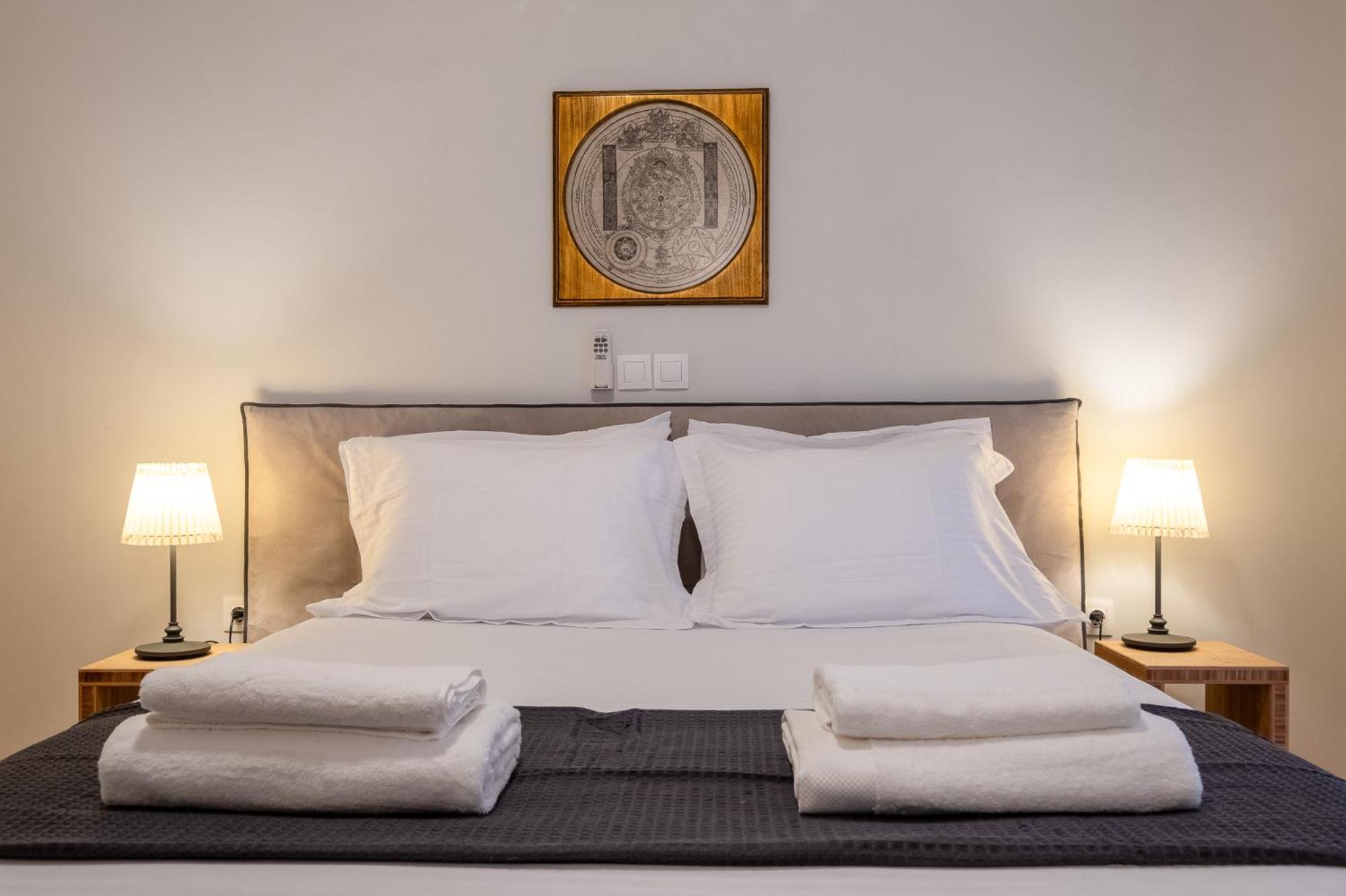 Central5 Boutique Apartments With Common Garden Next To Metro أثينا المظهر الخارجي الصورة