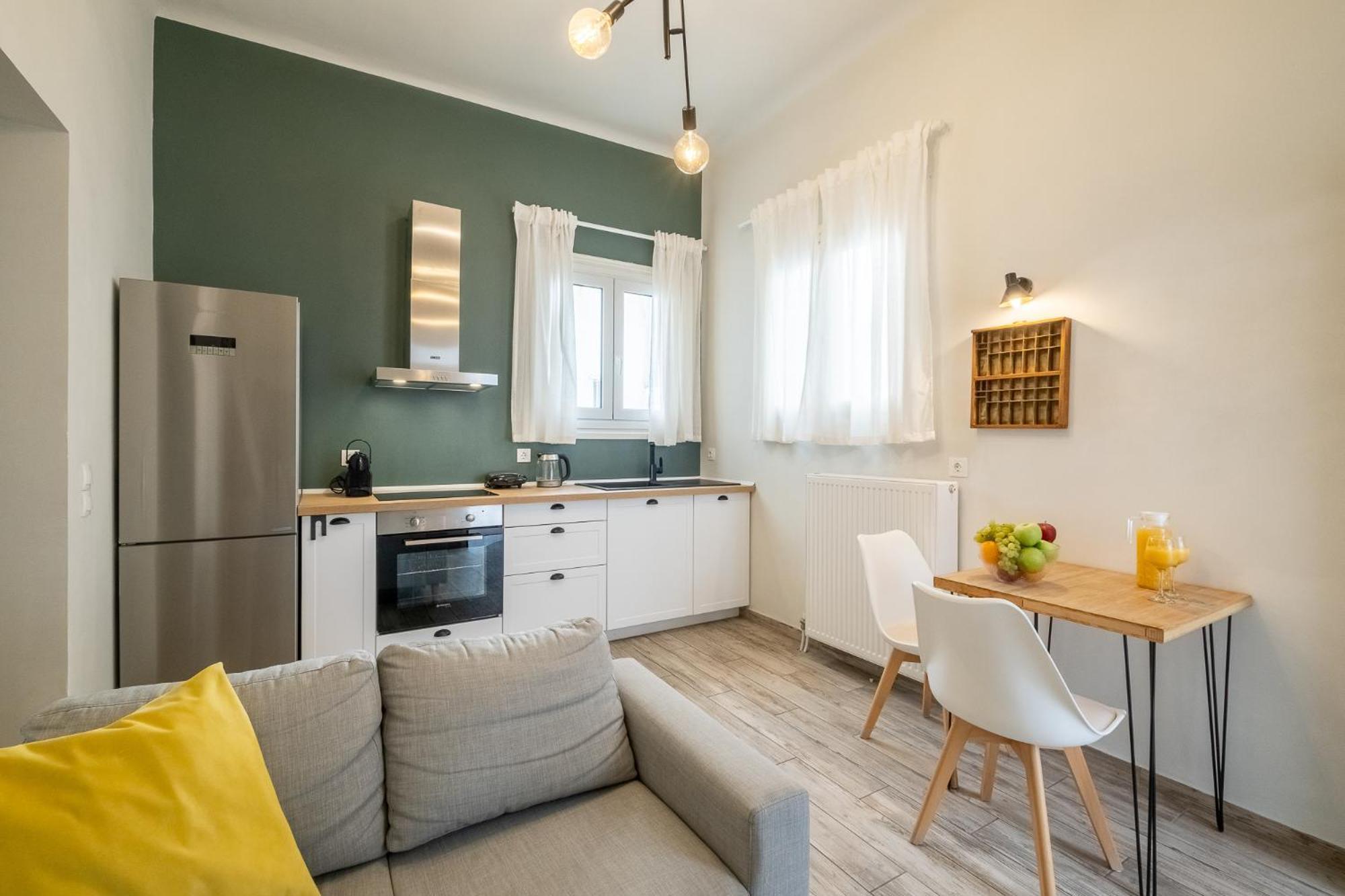Central5 Boutique Apartments With Common Garden Next To Metro أثينا المظهر الخارجي الصورة