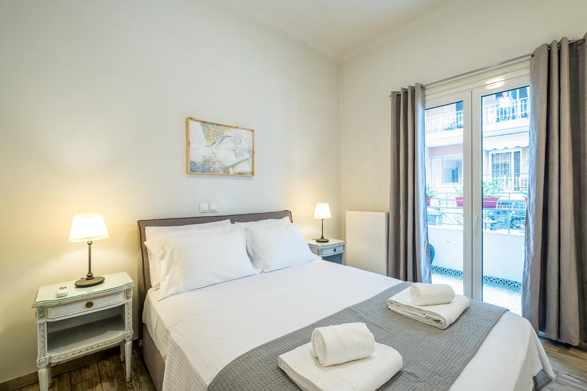Central5 Boutique Apartments With Common Garden Next To Metro أثينا المظهر الخارجي الصورة