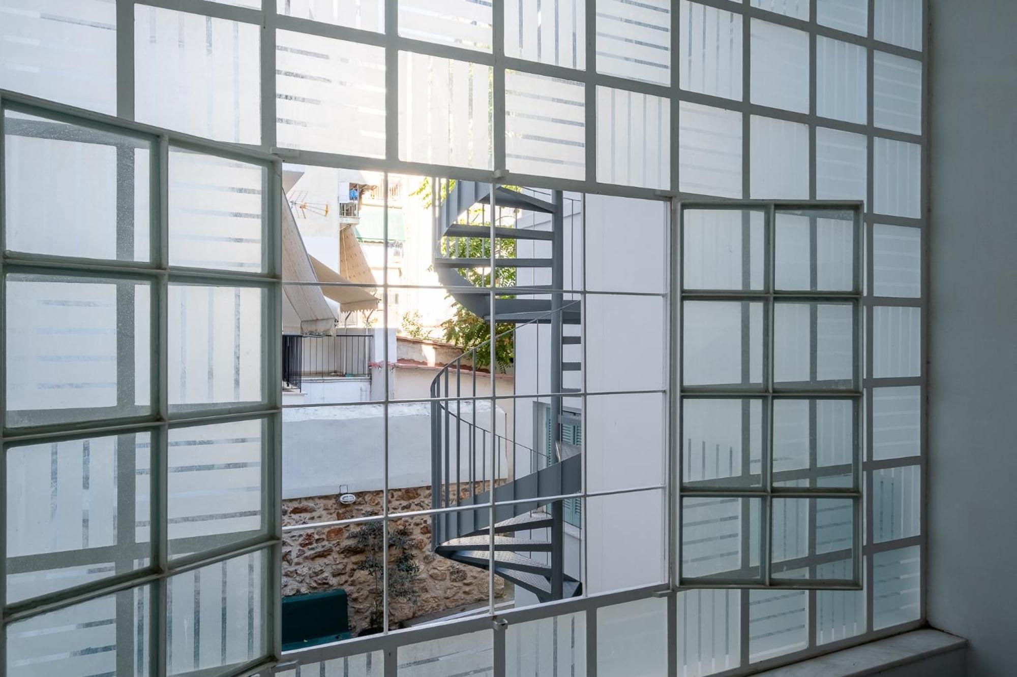 Central5 Boutique Apartments With Common Garden Next To Metro أثينا المظهر الخارجي الصورة