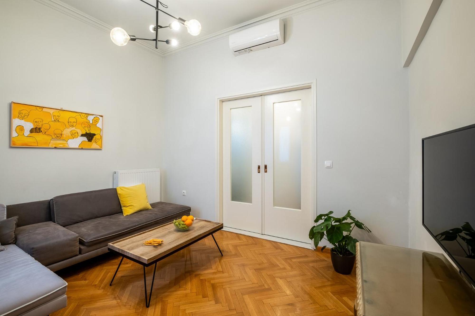 Central5 Boutique Apartments With Common Garden Next To Metro أثينا المظهر الخارجي الصورة